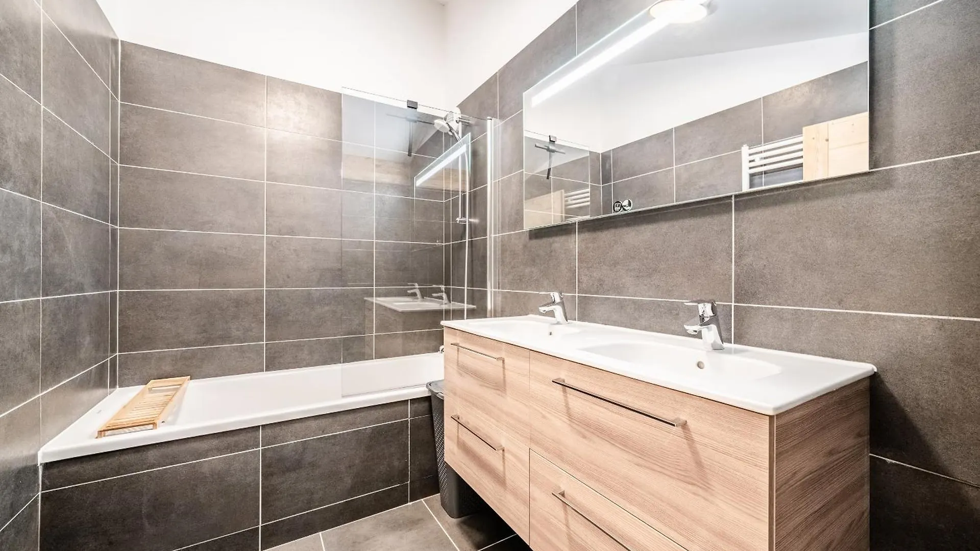 Apartment Edelweiss Les Gets - By Emerald Stay